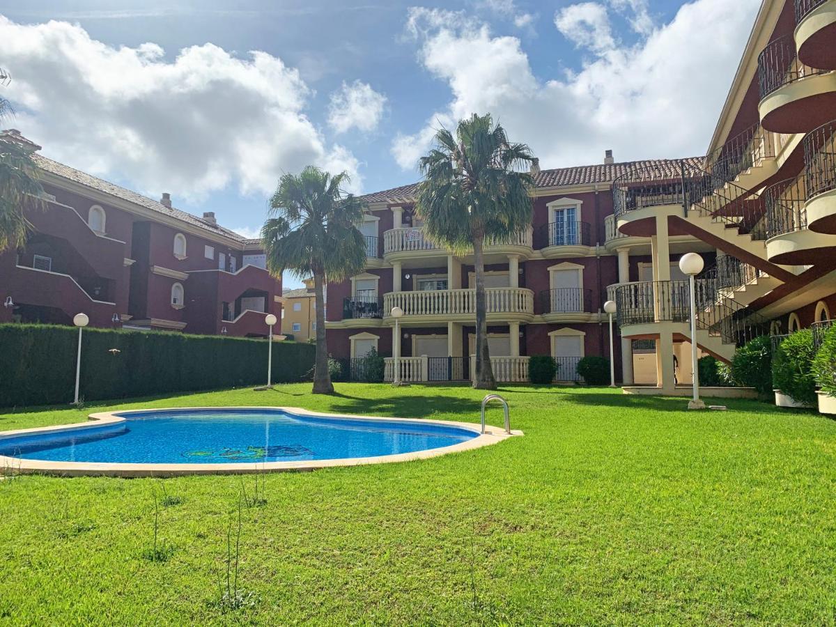 Apartamentos Madeira 3000 Alcossebre Екстериор снимка